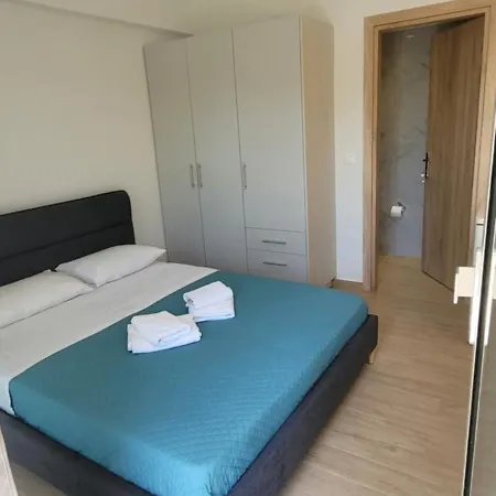 Apts 公寓
